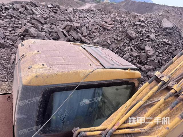 駕駛室頂部俯視（上車部件）