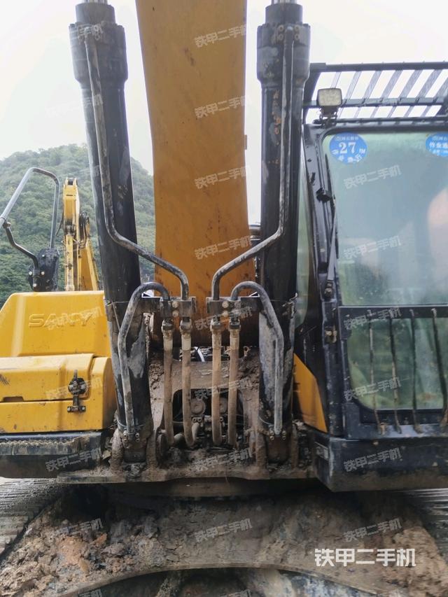 大臂油缸整體?豎拍（工作和回轉(zhuǎn)裝置）