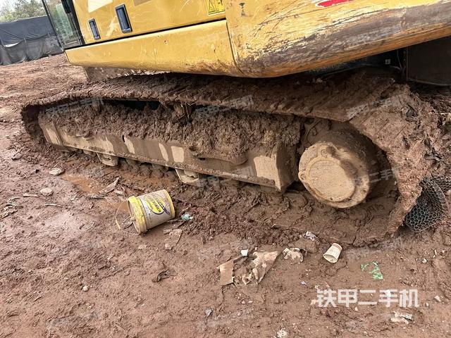 右側(cè)行走馬達(dá)蓋板（行走機(jī)構(gòu)）