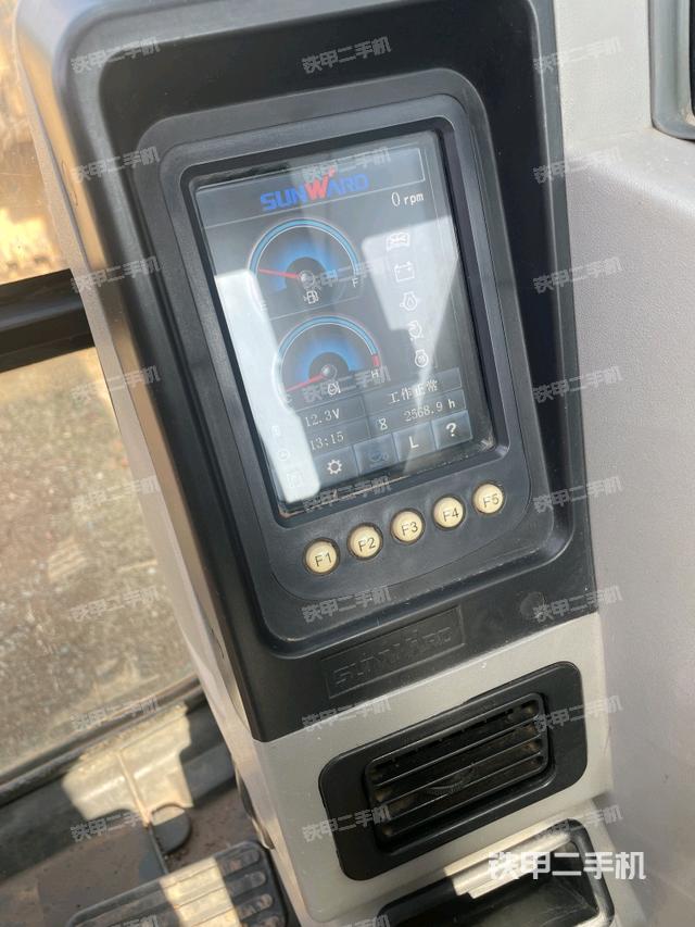 顯示屏?（駕駛室部分）