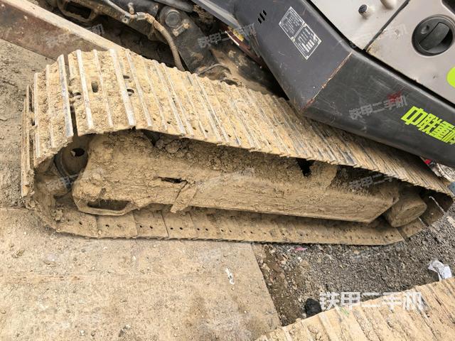 左侧履带整体 （行走机构）