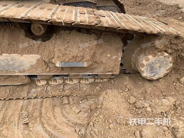 单侧履带整体（整机外观）