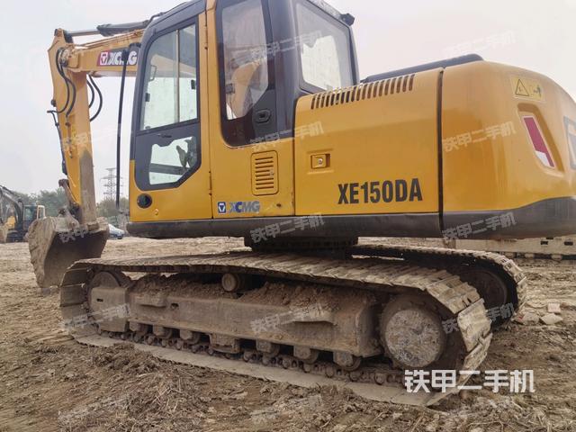 徐工XE150D挖掘機(jī)