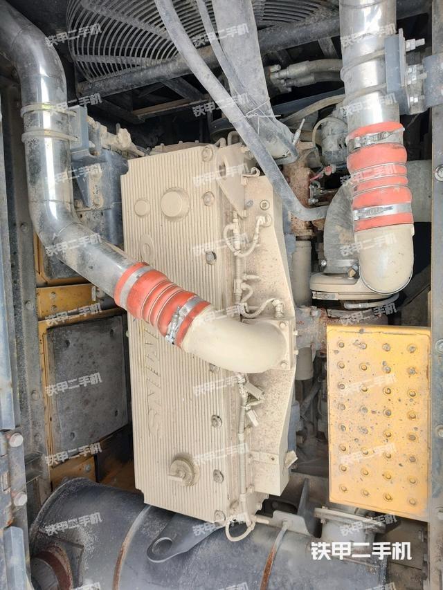 发动机整体俯视（整机外观）