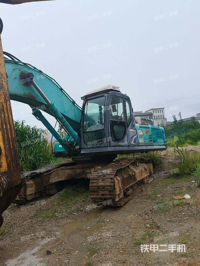 驾驶室整体（整机外观）