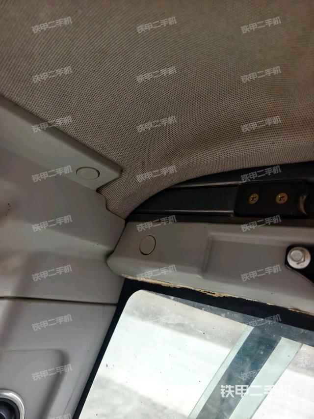 驾驶室左后45度（驾驶室部分）