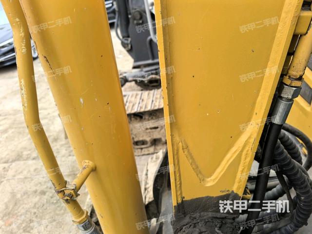 大臂根部?斜（工作和回轉(zhuǎn)裝置）