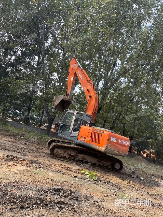 日立ZX210LCH-3挖掘机