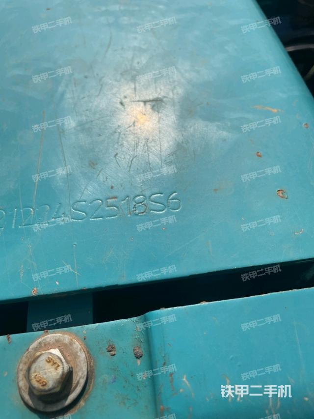 鏟斗右后整體（工作和回轉(zhuǎn)裝置）