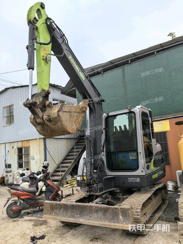 中联重科ZE60E-10挖掘机