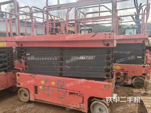 整机左侧（设备外观及核心部件）