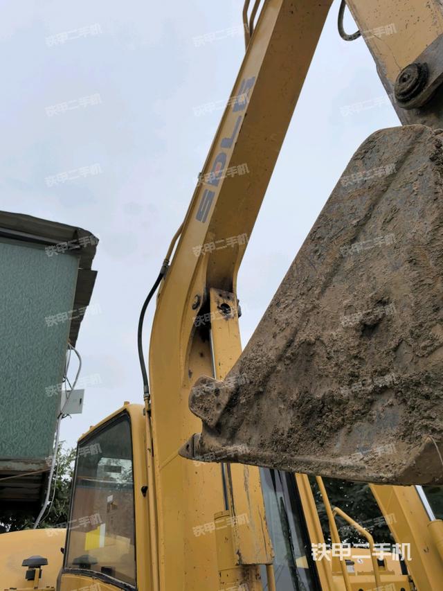 小臂整體左后（工作和回轉(zhuǎn)裝置）