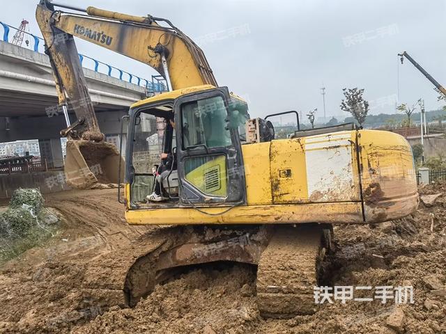 整機(jī)右后45°（整機(jī)外觀）