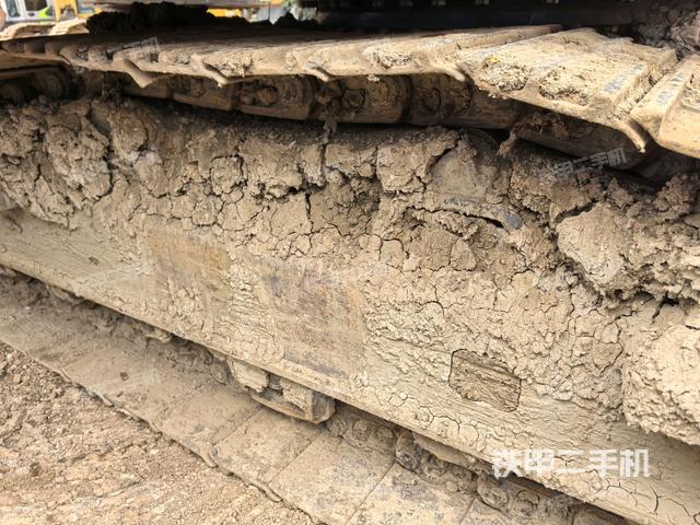 左側(cè)行走馬達(dá)蓋板（行走機(jī)構(gòu)）