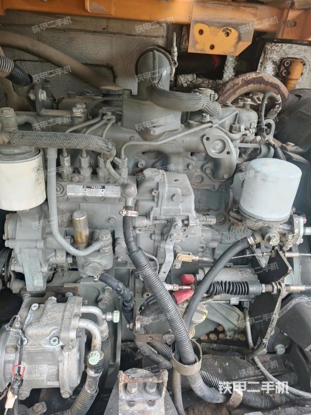 發(fā)動機(jī)整體俯視（整機(jī)外觀）