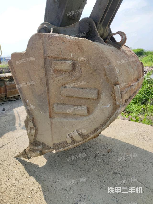 鏟斗45度（工作和回轉(zhuǎn)裝置）