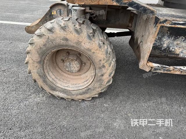 右導(dǎo)向輪（行走機(jī)構(gòu)）