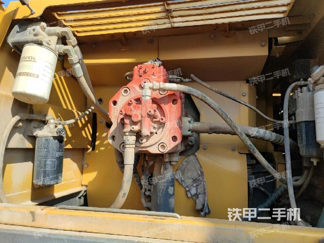 液壓泵室（大件艙室）