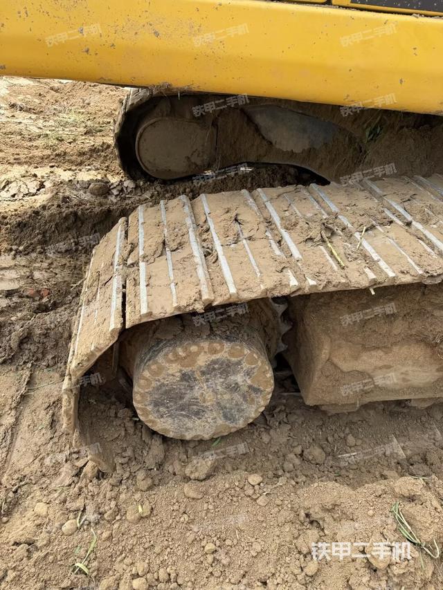 单侧履带整体（整机外观）