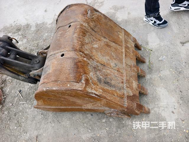 鏟斗45度（工作和回轉(zhuǎn)裝置）