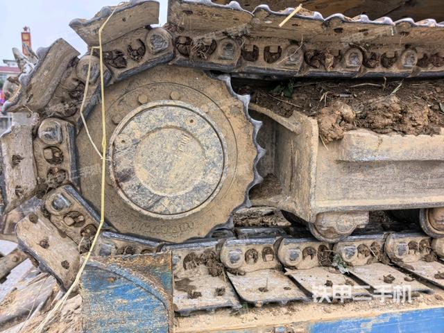 左側(cè)行走馬達(dá)蓋板（行走機(jī)構(gòu)）