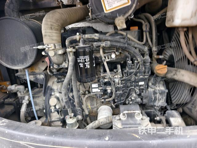 發(fā)動機(jī)室（上車部件）