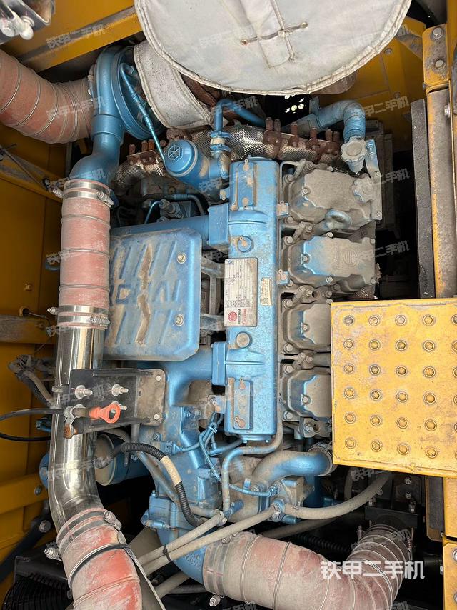 發(fā)動(dòng)機(jī)整體俯視（整機(jī)外觀）