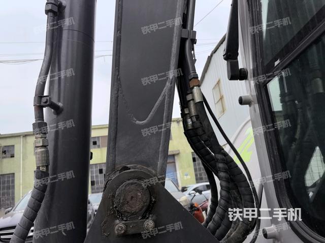 大臂根部 斜（工作和回转装置）