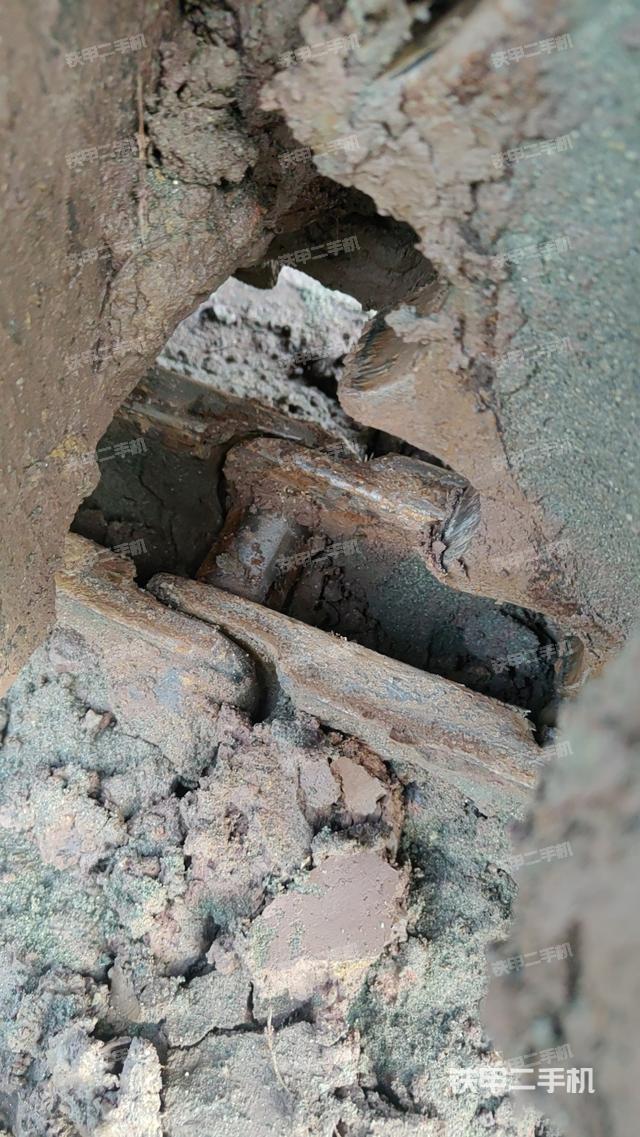 单侧履带整体（整机外观）