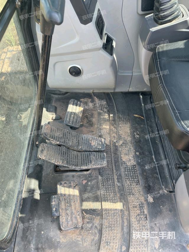 座椅后部（駕駛室部分）