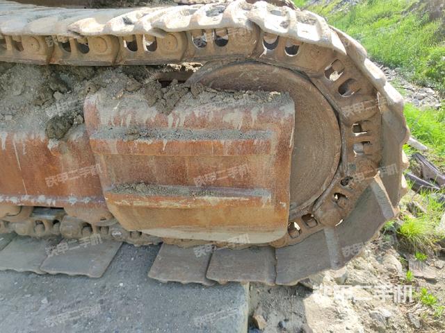 右側(cè)行走馬達蓋板（行走機構(gòu)）