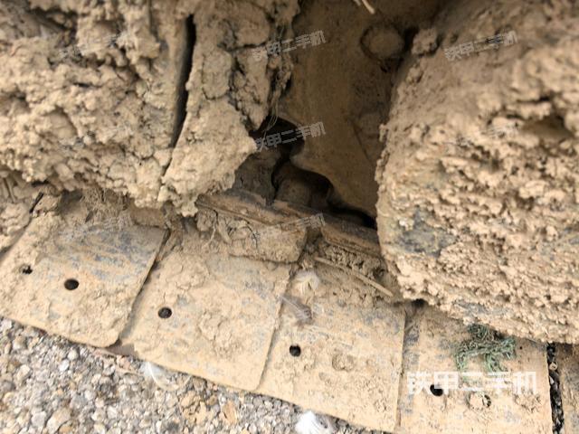 左驅(qū)動(dòng)輪（行走機(jī)構(gòu)）