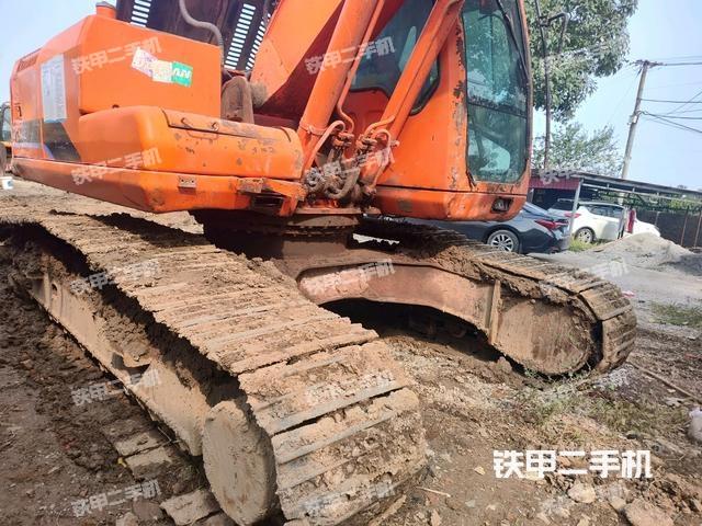 斗山DH225LC-7挖掘機(jī)