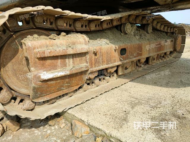 左側(cè)履帶整體?（行走機構(gòu)）