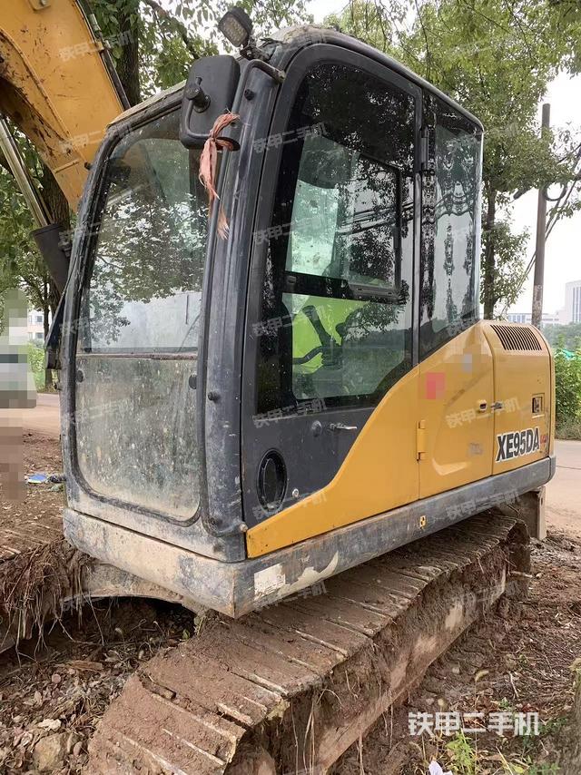 徐工XE75DA挖掘機(jī)