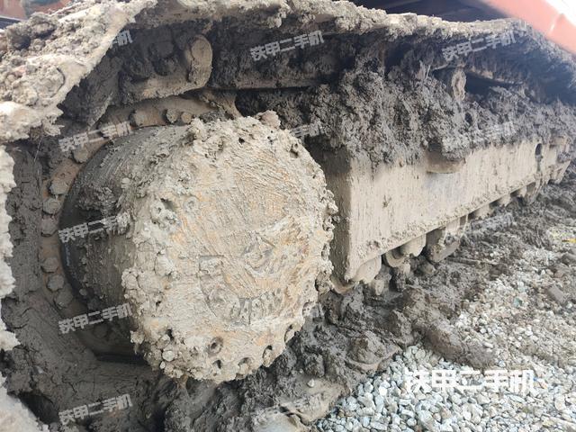 單側(cè)履帶整體（整機(jī)外觀）