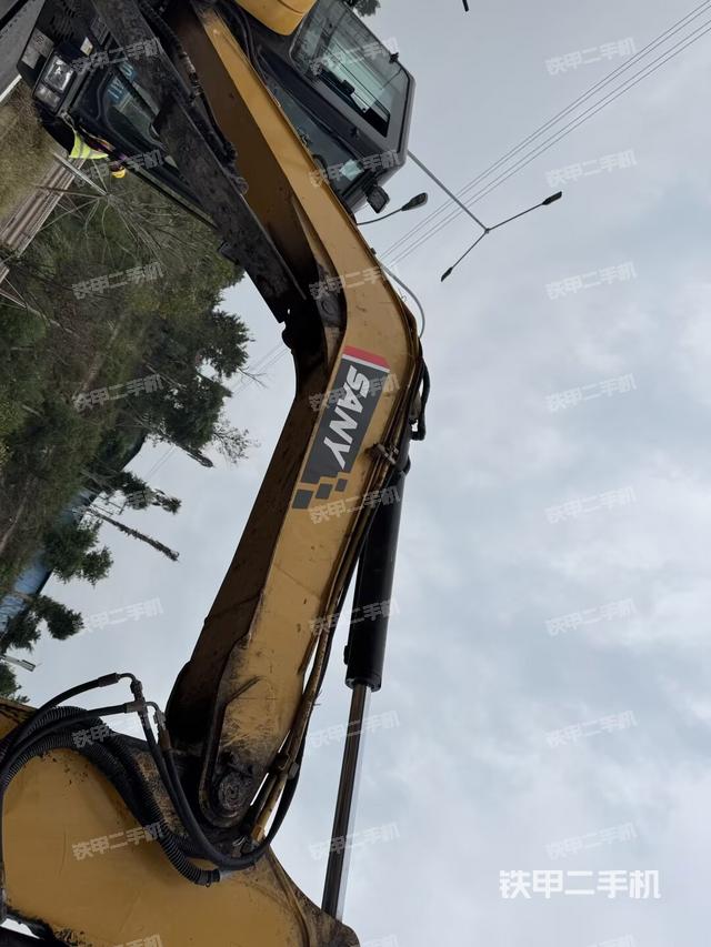 大臂整體?右側(cè)（工作和回轉(zhuǎn)裝置）