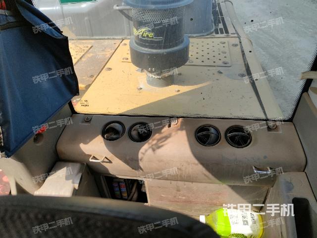 座椅后部（駕駛室部分）