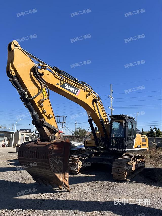 三一重工SY375H挖掘机