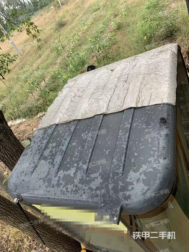 駕駛室頂部（整機(jī)外觀）