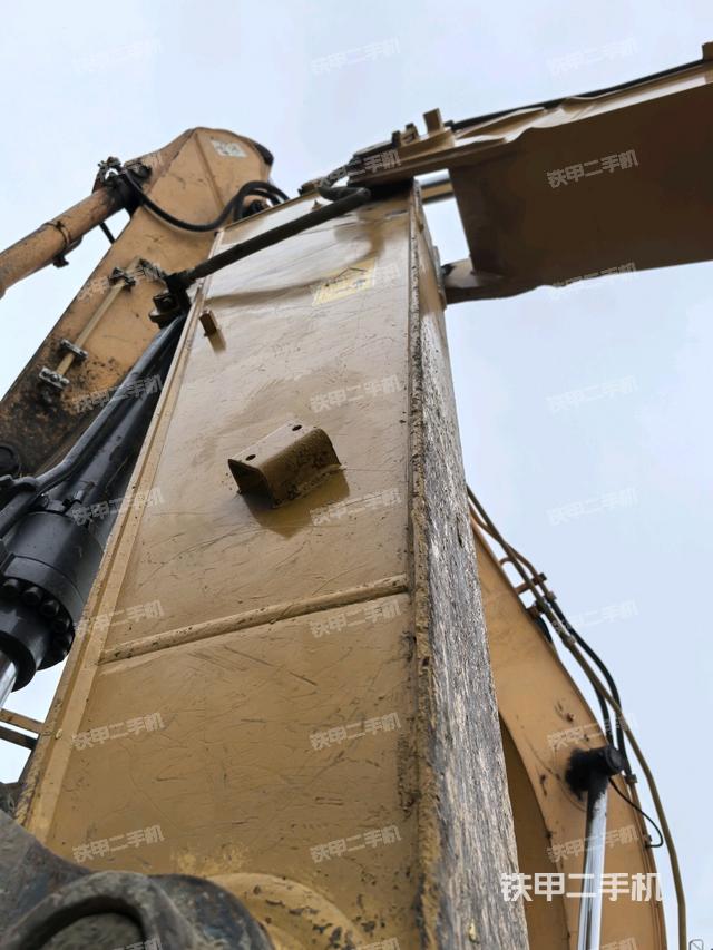 小臂整體左后（工作和回轉(zhuǎn)裝置）