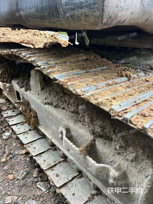 右側(cè)履帶整體（行走機(jī)構(gòu)）