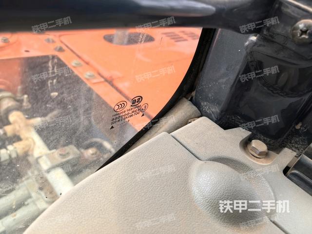 座椅后部（驾驶室部分）