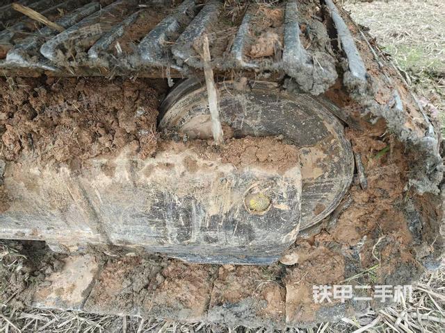 左驅(qū)動(dòng)輪（行走機(jī)構(gòu)）