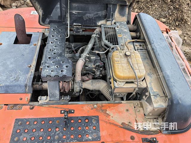 发动机整体俯视（整机外观）