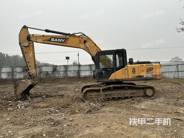三一重工SY215C-9挖掘機(jī)
