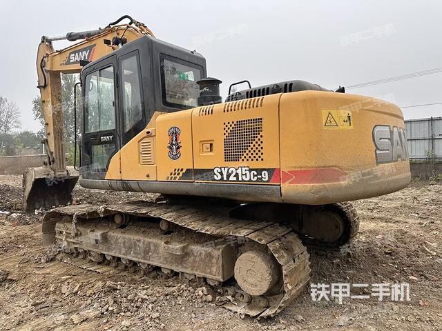 駕駛室頂部（整機(jī)外觀）