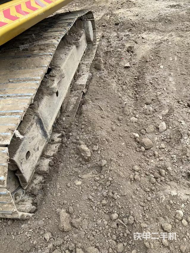 单侧履带整体（整机外观）