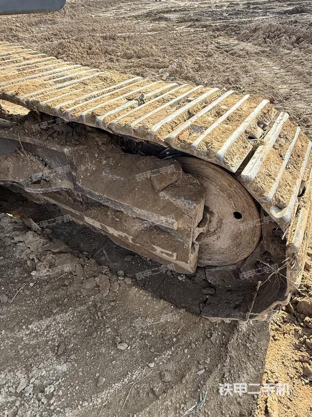 單側(cè)履帶整體（整機外觀）