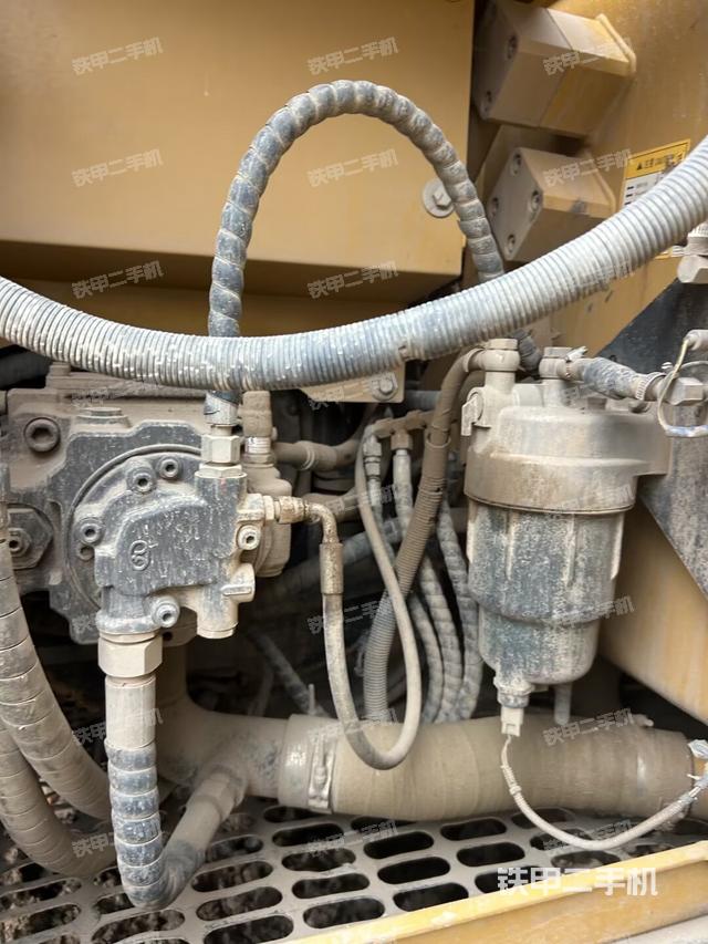 液压泵斜45 左（大件舱室）